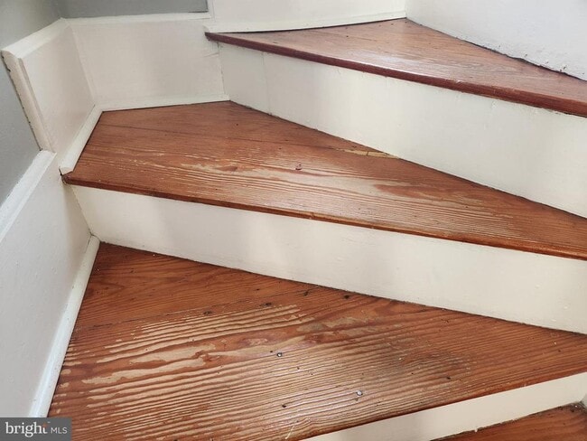 Photo - 114 N Pine St