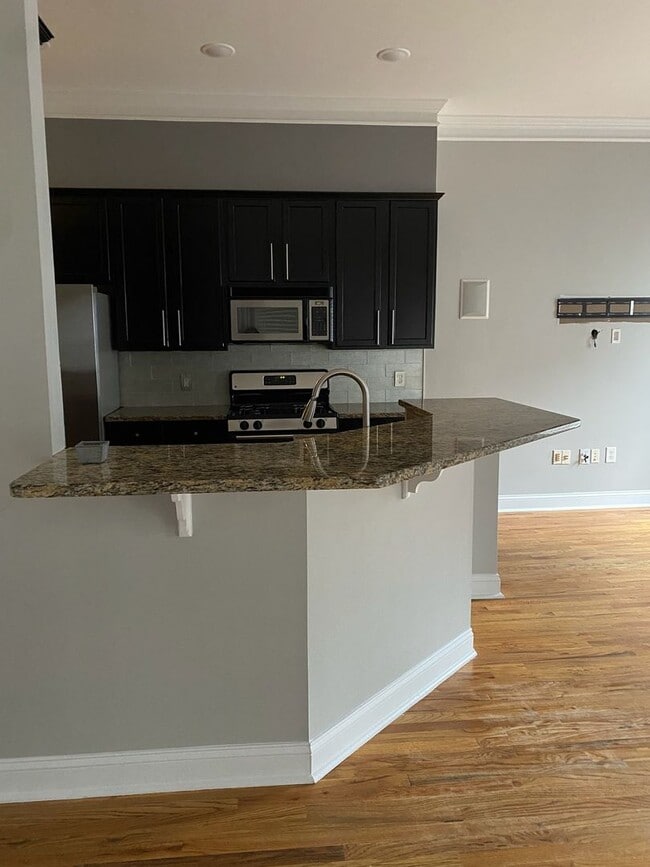 Photo - Elegant Intown Living in Carlyle Park – Beautiful 3BR/3.5BA Townhome