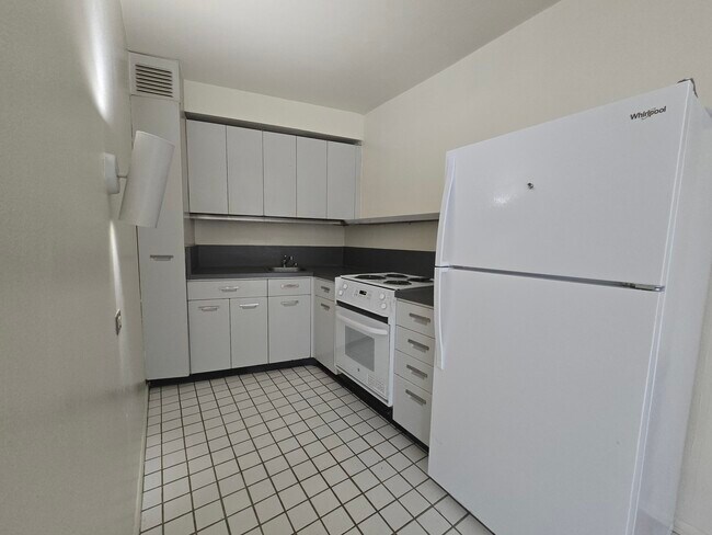Photo - 300 N State St Unit 2626