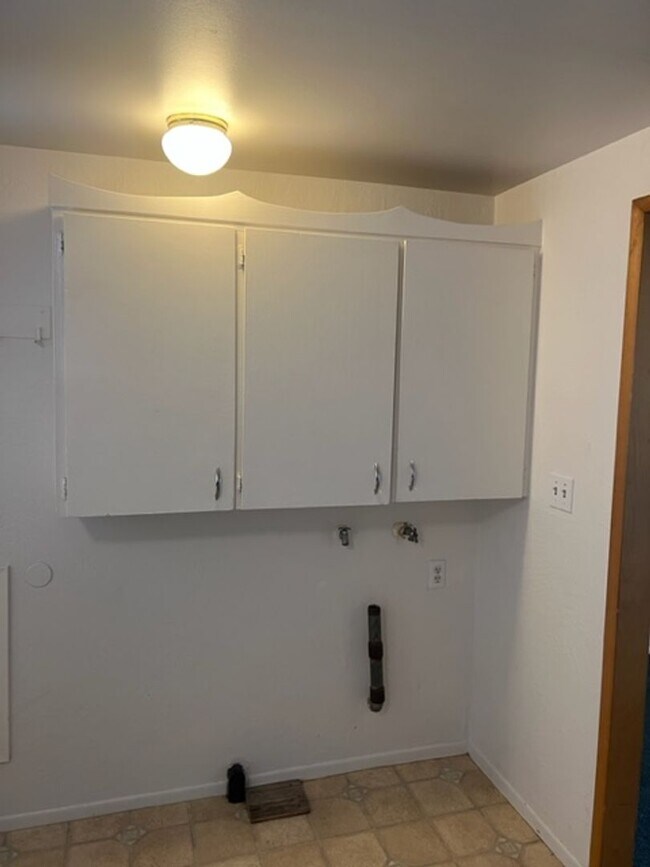 Photo - 907-919 GLENDALE Unit 907