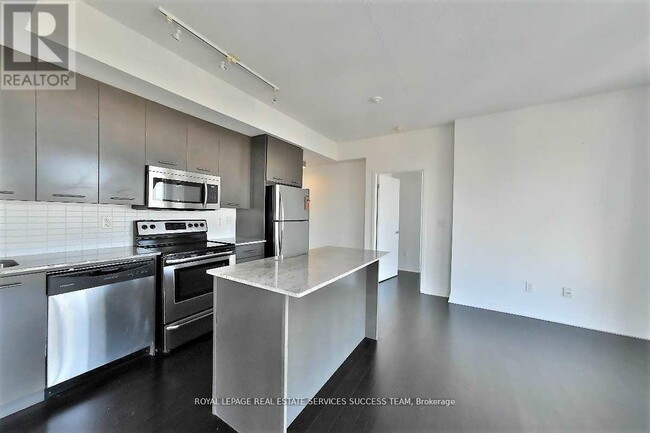 Photo - 365 Prince of Wales Dr Unit 1802