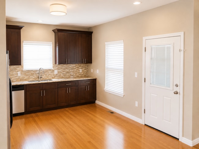 3953 Navajo St