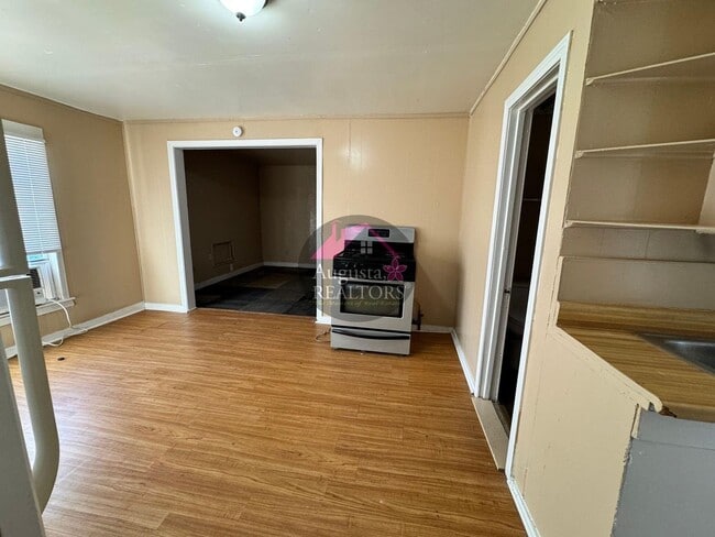Photo - One Bedroom near ACU! Unidad Apt 7