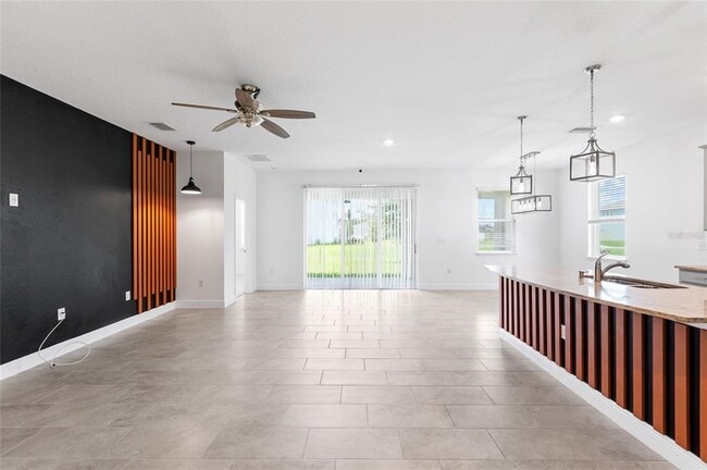 Photo - 33034 Sand Creek Dr