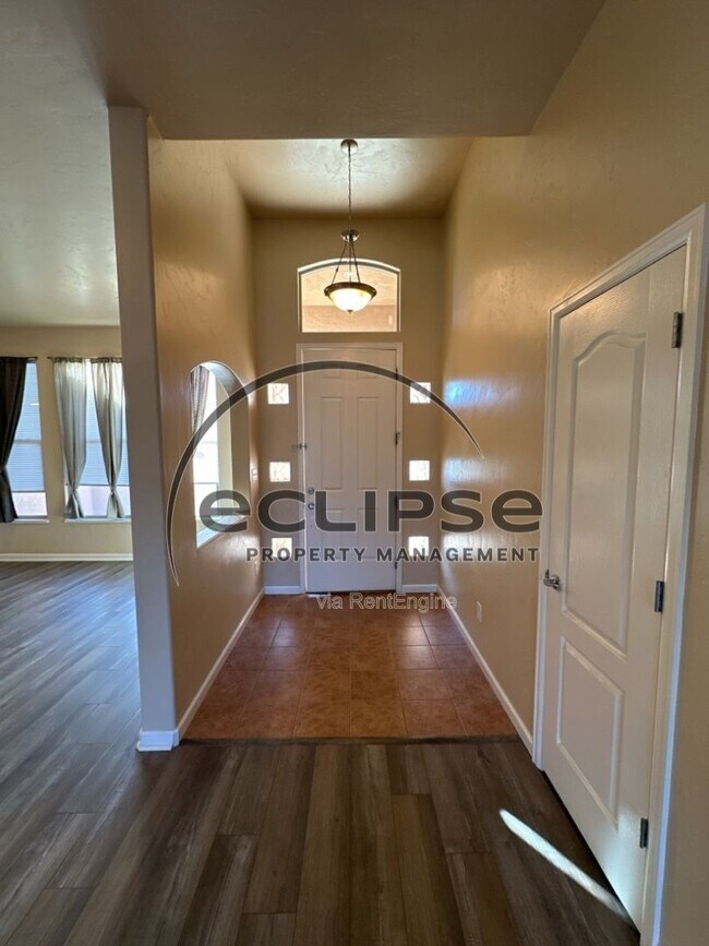 Photo - 2508 Pierce Ave