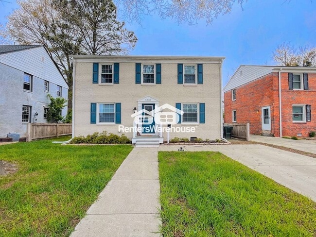 Building Photo - 3809 Stratford Rd