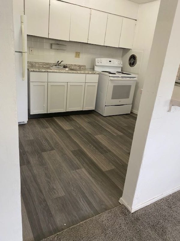 Photo - 7121-7159 Lexington Ave Unit 7141