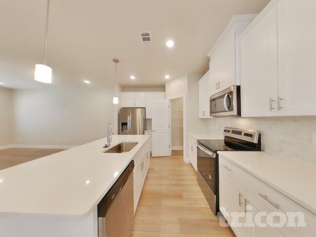 Photo - 1331 Carriage Park Dr