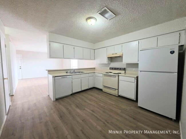 Photo - 3007 W Louisiana Ave Unit 09