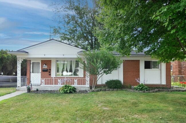 Building Photo - 8807 Tavistock Dr Rental