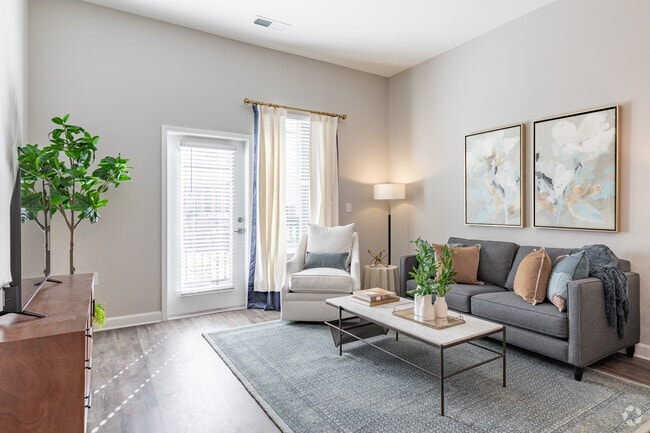 1BR, 1BA - 807SF (The Sierra)