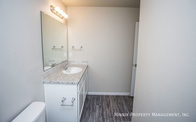 Photo - 2114 N Avenue L