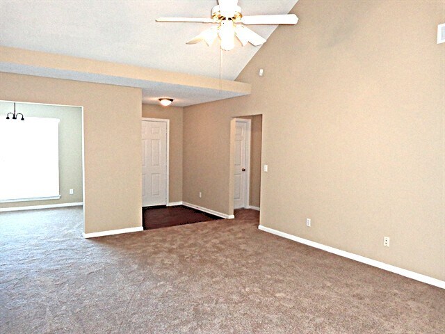 Photo - 20 Longleaf Cir