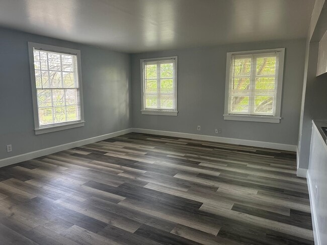 Building Photo - 800 Travis St Unit RedBud