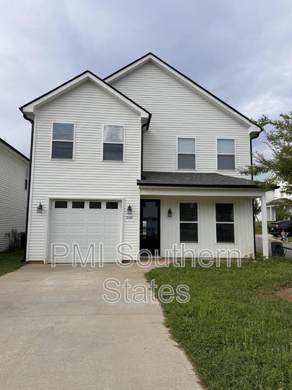 Building Photo - 200 Clarus Crk Way Rental