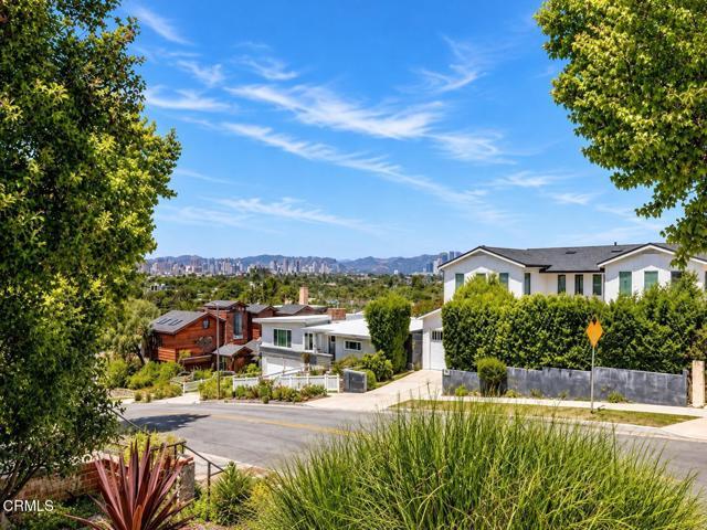 3289 Inglewood Blvd