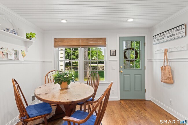 Photo - 72 Hillandale Rd