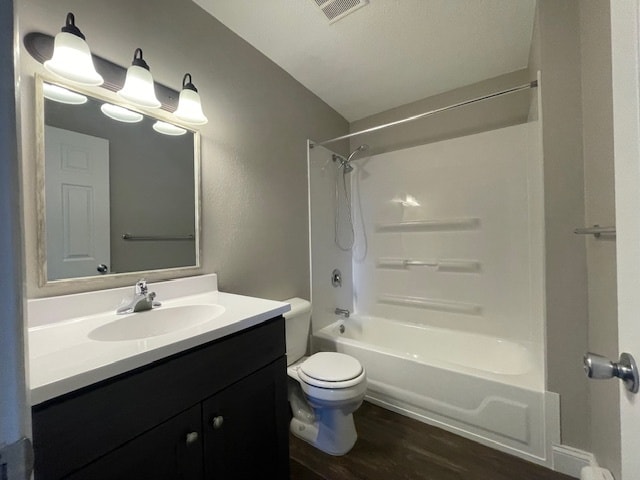 Lincoln Apartments