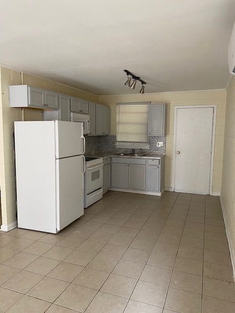 Photo - 202 Scientific St