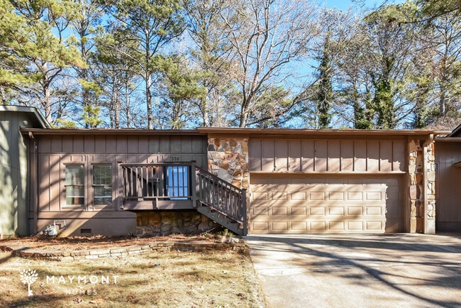 Building Photo - 335 Southwind Cir