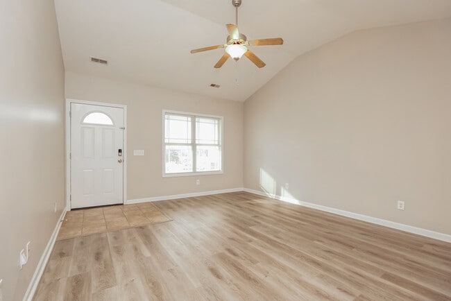 Photo - 100 Amos Springs Way