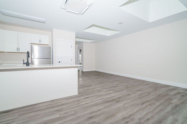 Photo - Riverwalk Apartments Unit 207