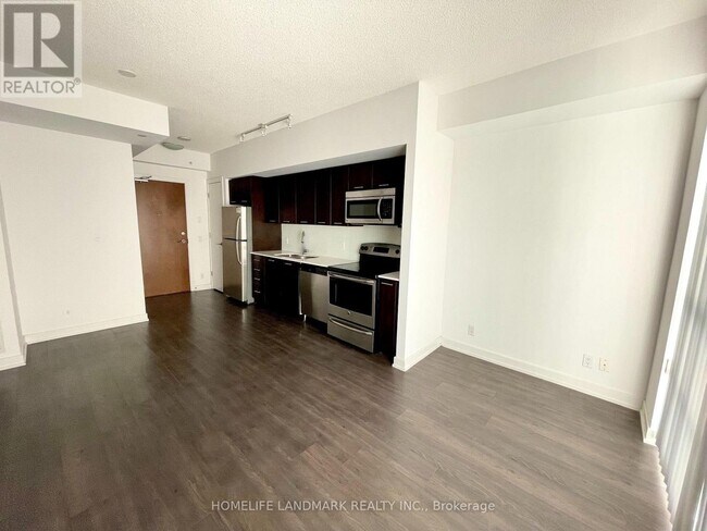Photo - 2220 Lake Shore Blvd W Unit 3210