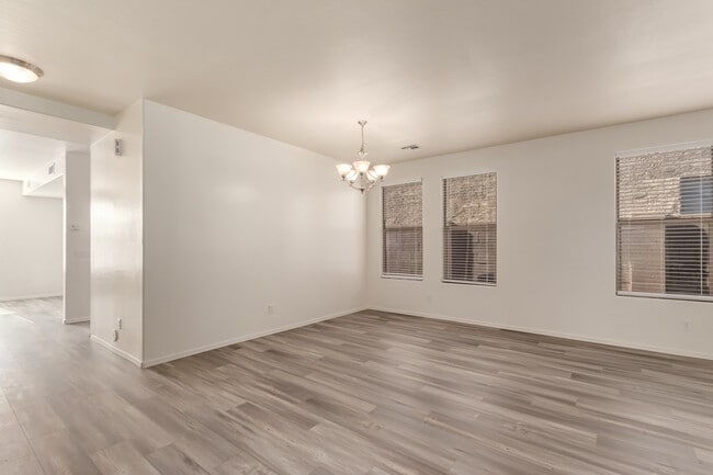 Photo - 1927 W Fruit Tree Ln