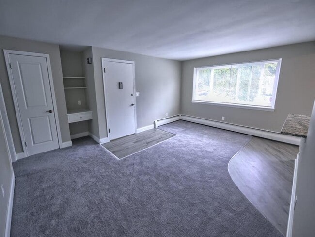 Photo - Village Green Court Apartments