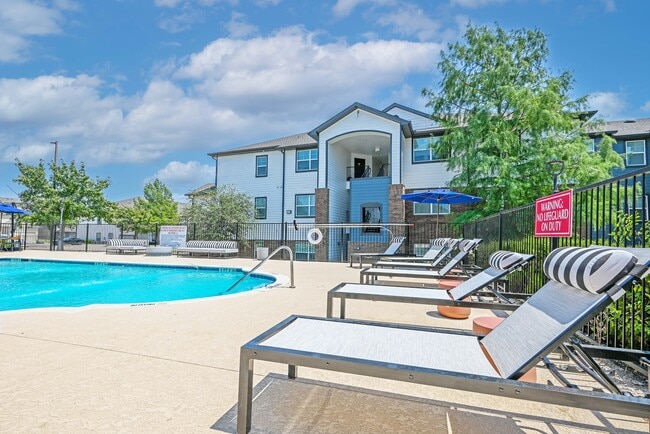 Photo - Worthington Point Apartments