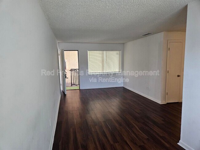 Photo - 4331 Glenwood Ave Unit 7