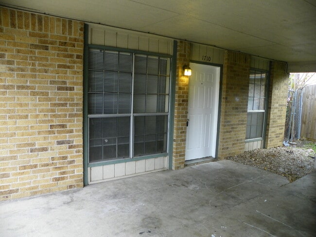 Photo - 1708.1710 Rawhide Loop Apartment Unit 1710 Rawhide Loop