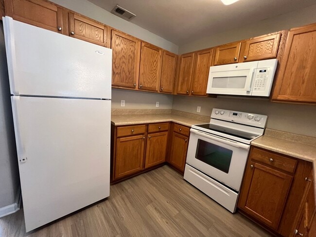 Photo - 2 bedroom 2.5 bath townhome in Spring Lakes