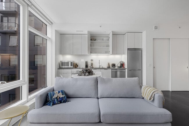 Photo - 18 10th St Unit FL6-ID278460P