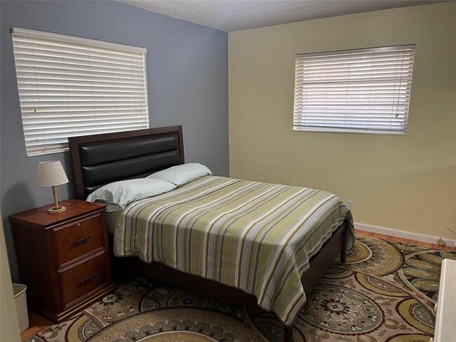 Photo - 222 NE 23rd Ave Unidad 2