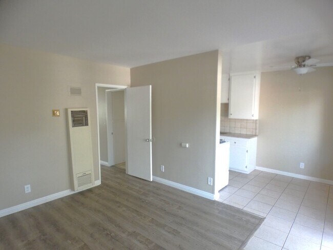 Photo - 9354 Greenwell St Unidad 1