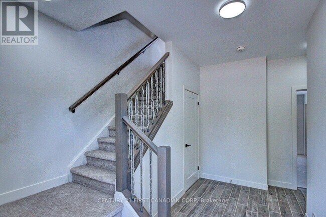 Photo - 173 William St