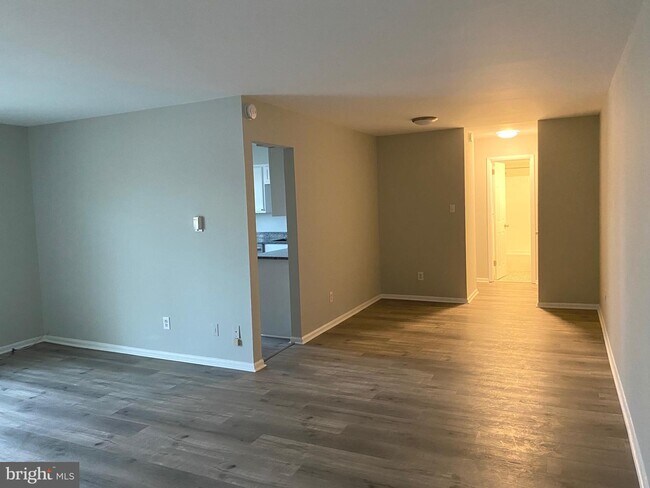 Photo - 4256 Buckman Rd Unit 27