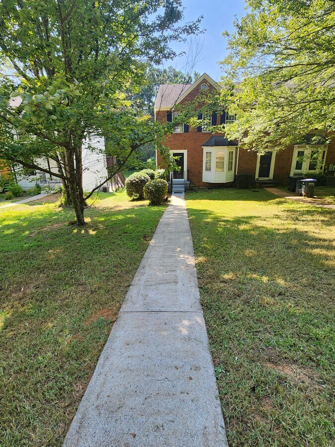 Photo - 1312 Warsaw Rd