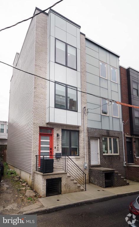 Building Photo - 1449 N Myrtlewood St Rental