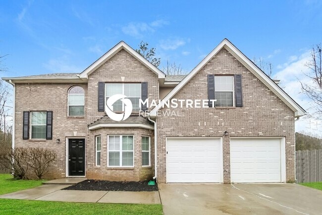 Building Photo - 4 Bedroom Pet-Friendly Home in DECATUR, GA with Main Street Renewal
