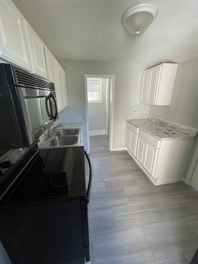 Photo - AVAILABLE March 1st!  - 1 BED 1 BATH Single Family Home!