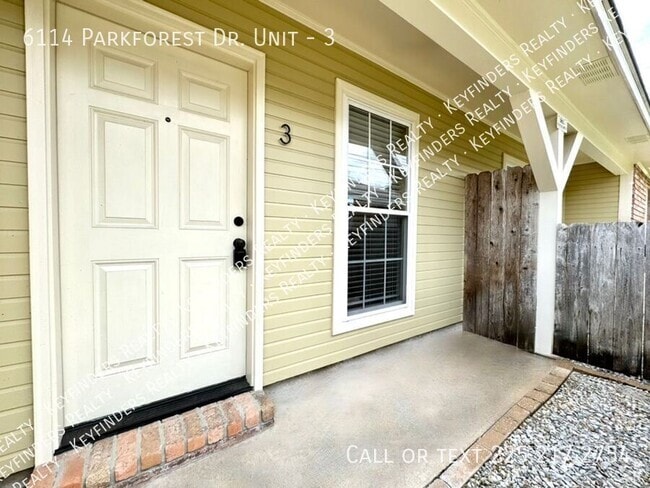 Building Photo - 6114 Parkforest Dr Rental