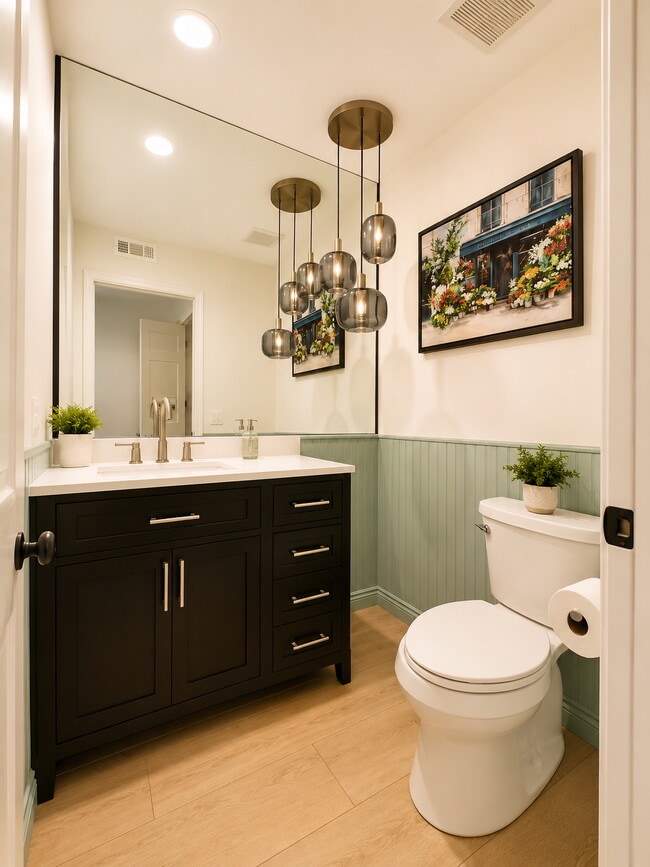 Photo - 1644 N Mountain View Pl