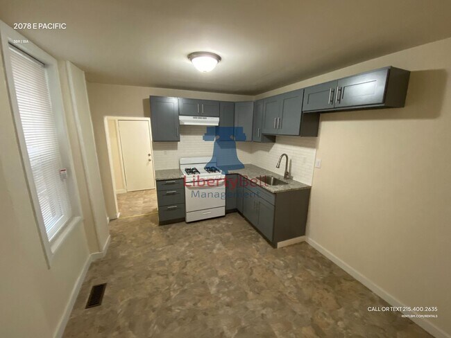 Photo - 2078 E Pacific St