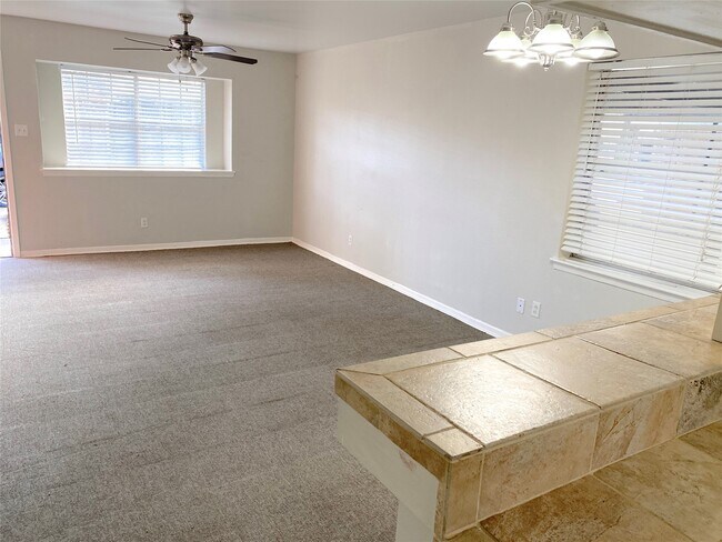 Photo - 10122 Shadow Wood Dr Unit 23