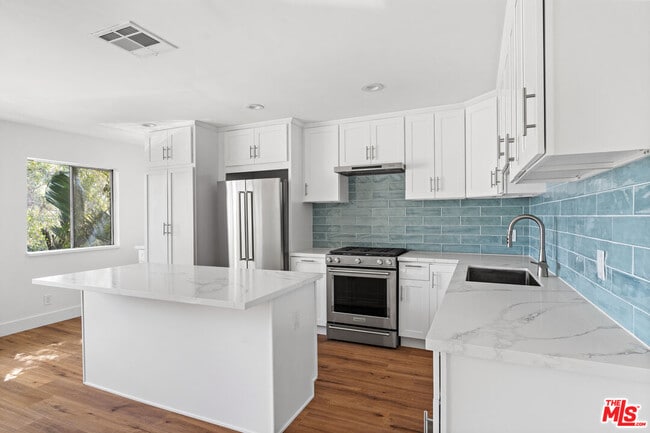 Photo - 614 6th Ave Unidad 3 Rental