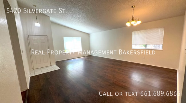 Photo - 5420 Silvergate St