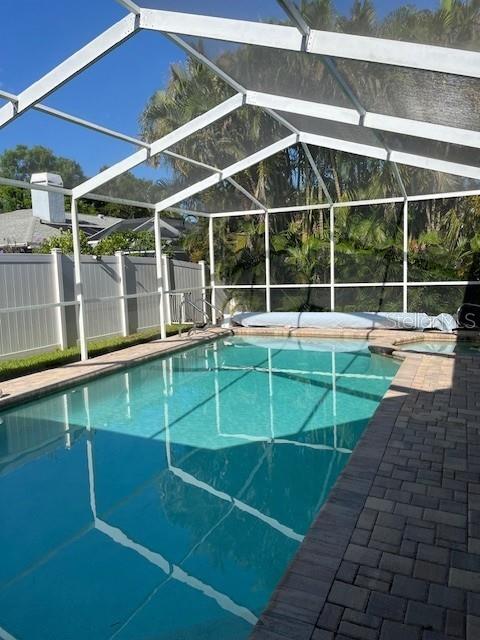 Photo - 1647 Windsor Dr