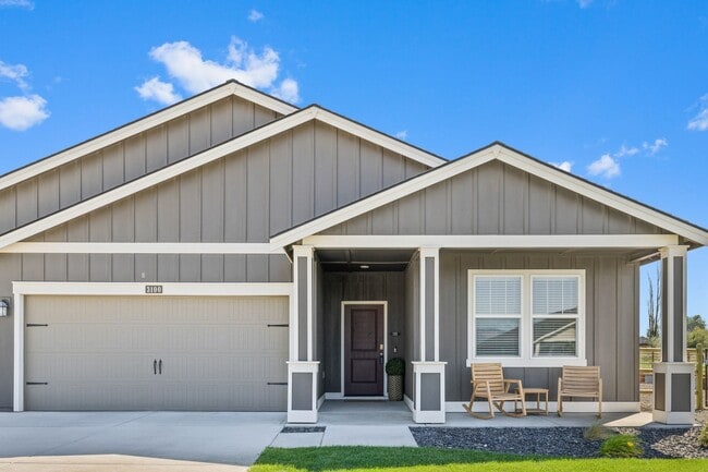 Photo - 4 Bedroom Home with Spacious Fully Fenced ...